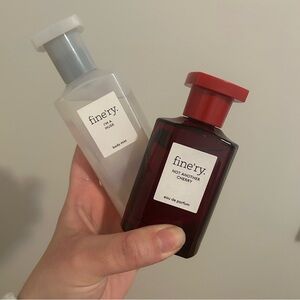 Finery Musk + Cherry